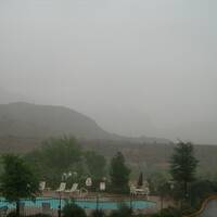Regen en onweer in Zion (zicht vanaf balkon)