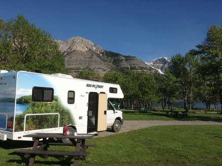 Camping Waterton 22064.jpg