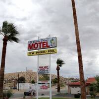 Dit is het Motel waar we slapen in  Twentynine Palms