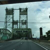 De brug over de Colombia River, de grens tussen de staten Washington en Oregon
