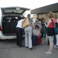 23 juli 2011 - Overstap van de trein in de taxi bij Buffalo Depew Station 