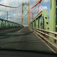 Dag 21: Een van de twee grote bruggen over de haven van Halifax