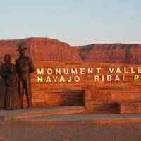 Beeld bij ingang Monument Valley