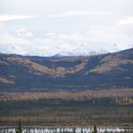 Uitzicht op Wrengel Mountains, Alaska HW, tussen Tok en Hains Junction
