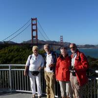 De Golden Gate op de achtergrond van de golden group