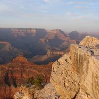 De Grand Canyon bij zonsondergang