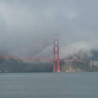 Golden Gate Bridge,mist trekt op.