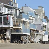 The beach houses, Malibu Beach