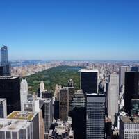 Uitzicht over uptown Manhattan met Central Park