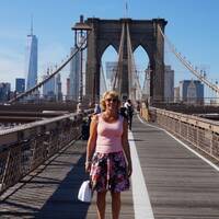Wandelen over Brooklyn Bridge terug naar Manhattan
