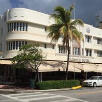 Art Deco gebouw - hotel van Gloria Estefan