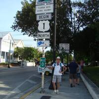 Het begin van de Overseas Highway in Key West