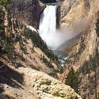 Yellowstone river, lower falls