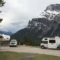 Uitzicht vanaf camper in Banff