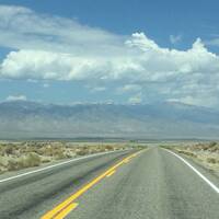 Van Las Vegas naar Mammoth-Lakes de White Mountains in zicht