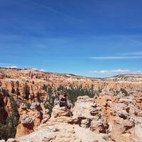 Peek-A-Boo loop trail (Bryce Canyon)