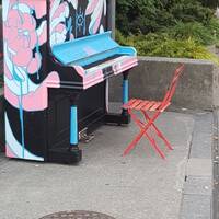 Piano in een straat in Vancouver
