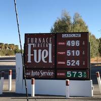 Dure benzine in Furnace Creek