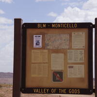 Valley of the Gods sign bord